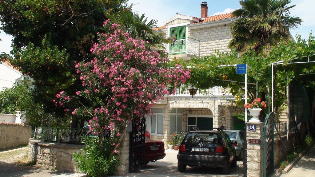 Apartments Milka Водице Экстерьер фото